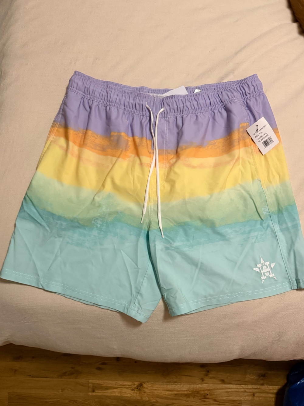 G-III Sports by Carl Banks Houston Astros Perfect Game Volley Board Shorts 7 In - Picture 2 of 6